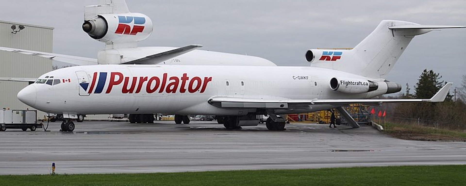 photo of Purolator cargo plane